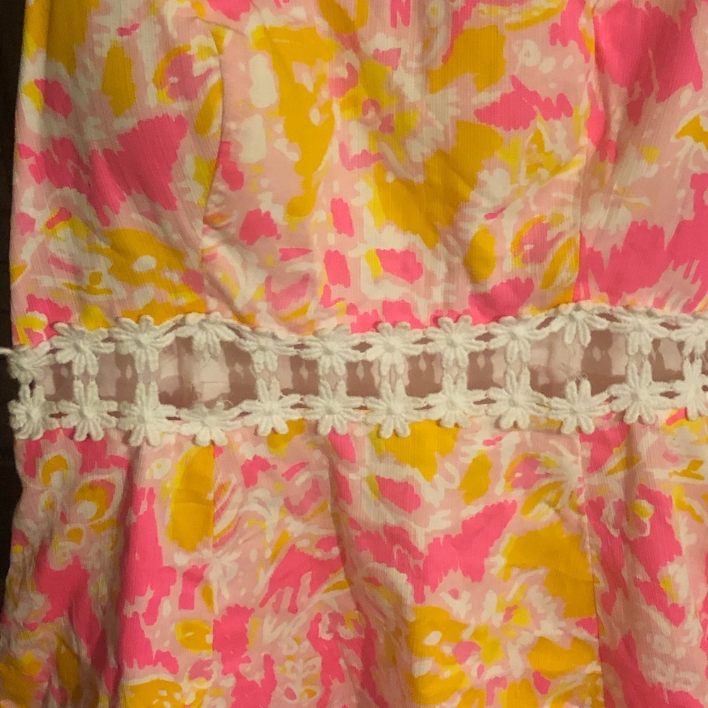 Lilly Pulitzer size 6